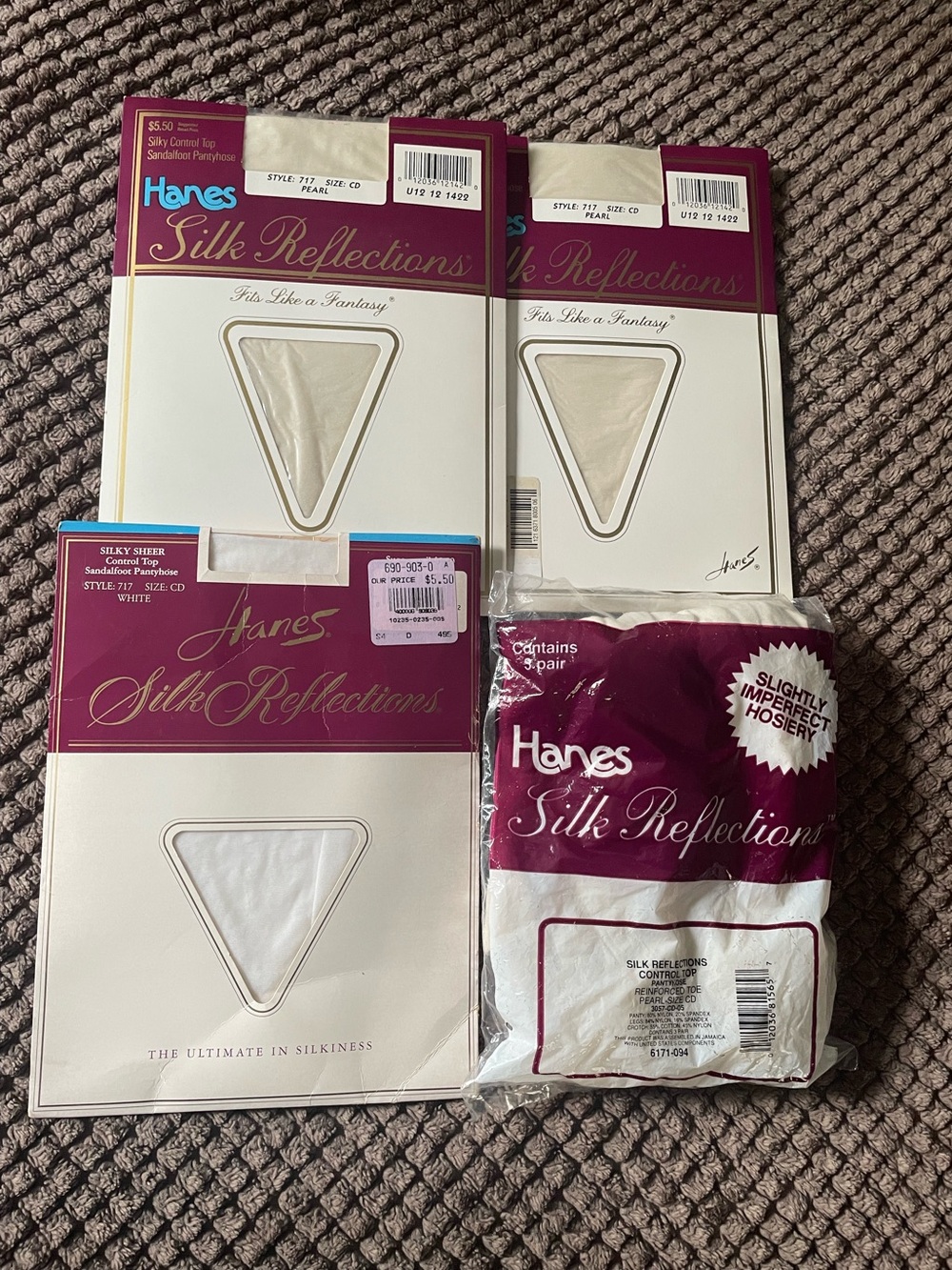6 Pair Hanes Silk Reflections Control Top Sandlefoot Pantyhose Pearl/White CD